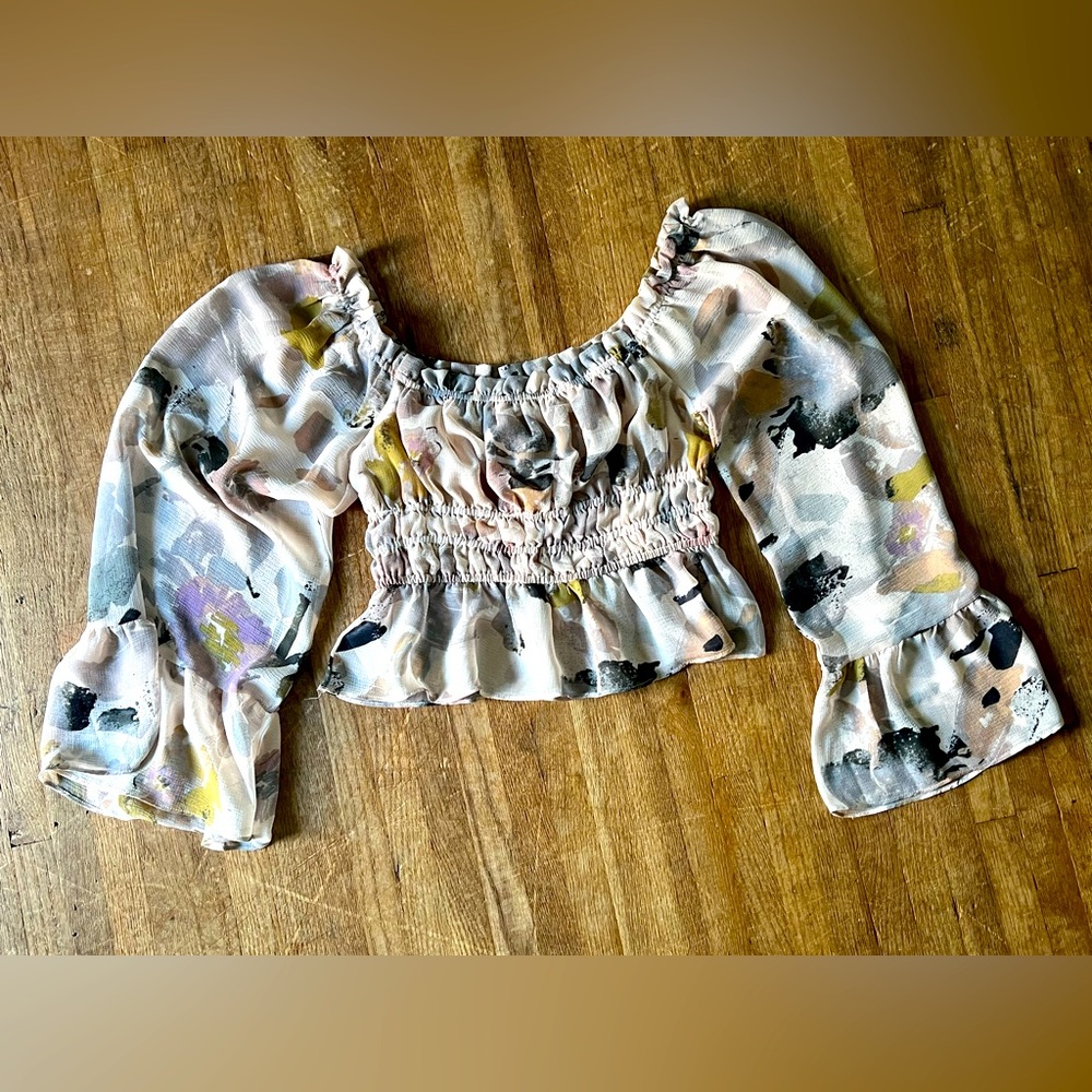 BY TOGETHER Blouse LIKE NEW!